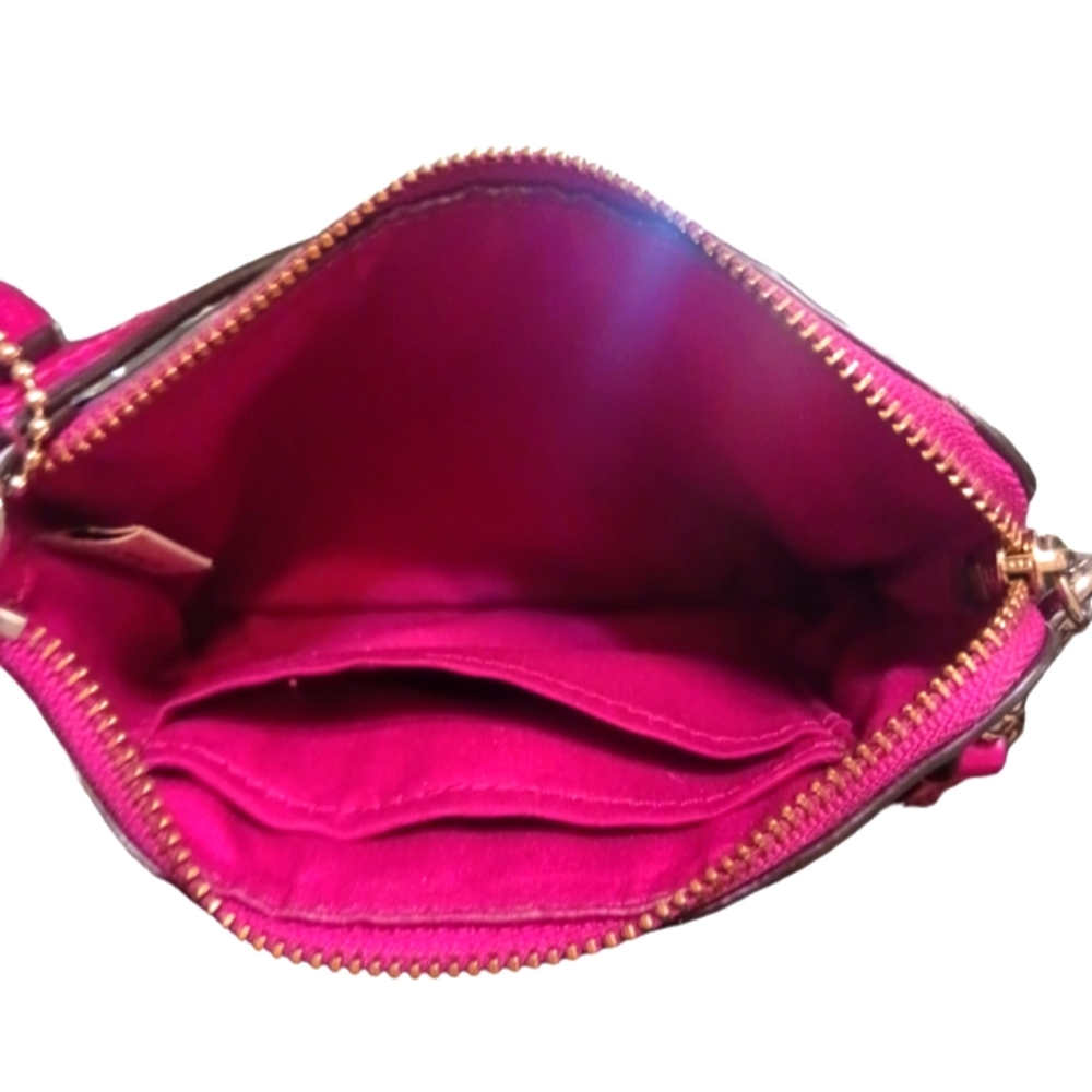 Coach Hot Pink Patent Leather Wristlet with Gold Hardware - Picture 6 of 9